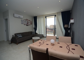 مجمع فاخر - ضمن اول صف على البحر - شقة 1+1 - في مهموتلار / الانيا 