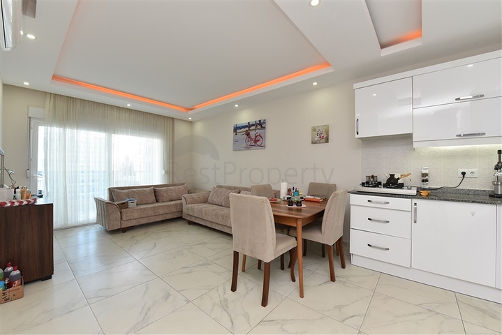 شقة غرفة وصالة مفروشة - بالكون مغلق - ضمن مجمع - في مهموتلار / الانيا 