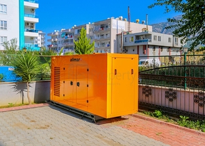 شقة غرفة وصالة مفروشة - بالكون مغلق - ضمن مجمع - في مهموتلار / الانيا 