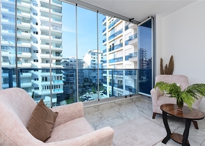 شقة غرفة وصالة مفروشة - بالكون مغلق - ضمن مجمع - في مهموتلار / الانيا 