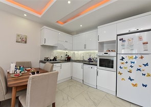 شقة غرفة وصالة مفروشة - بالكون مغلق - ضمن مجمع - في مهموتلار / الانيا 