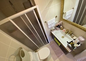 اطلالة مفتوحة - شقة واسعة - 2 غرفة وصالة - مع الاثاث - في مهموتلار / الانيا 