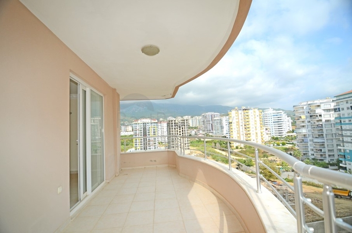 دوبلكس عائلية - 4 غرف وصالة - في مهموتلار / الانيا 