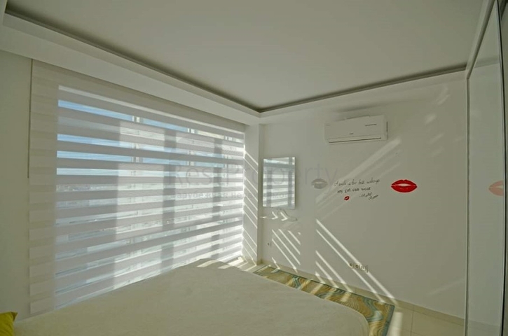 تراس واسع- شقة في مركز المدينة - تصميم 1+1- الانيا 