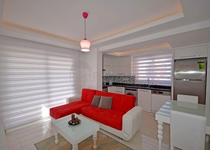 تراس واسع- شقة في مركز المدينة - تصميم 1+1- الانيا 