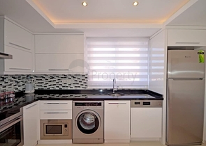 تراس واسع- شقة في مركز المدينة - تصميم 1+1- الانيا 