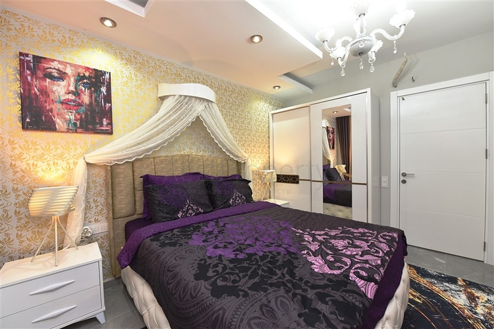 شقة غرفة وصالة -طابق مرتفع - اثاث جديد - في مهموتلار / الانيا 