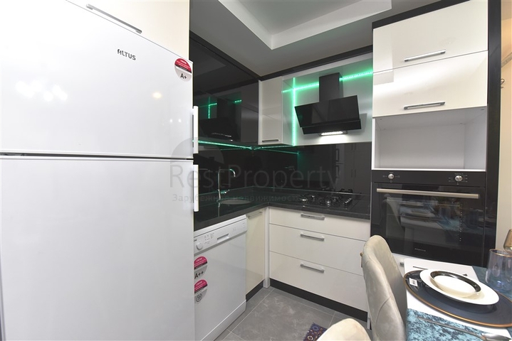 شقة غرفة وصالة -طابق مرتفع - اثاث جديد - في مهموتلار / الانيا 