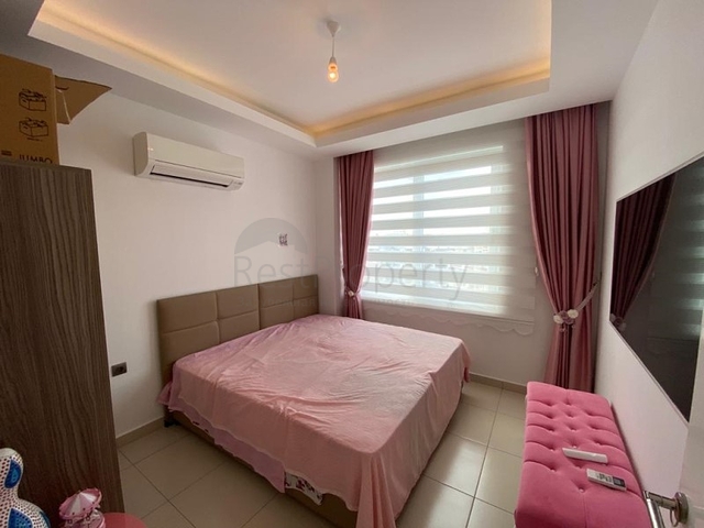 اطلالة بحر - مجمع فاخر - شقة 2 غرفة وصالة -مؤثثة -في توسمور / الانيا  