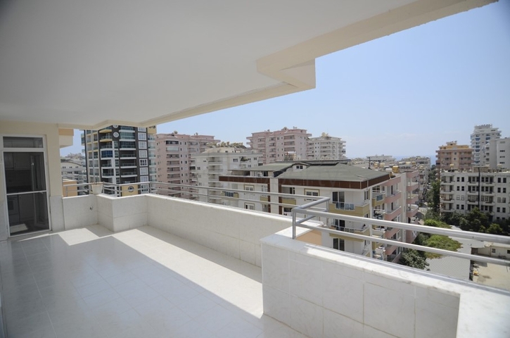 شقة عائلية - 2 غرفة وصالة - قريبة من البحر - في مهموتلار / الانيا 