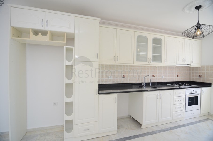 شقة عائلية - 2 غرفة وصالة - قريبة من البحر - في مهموتلار / الانيا 