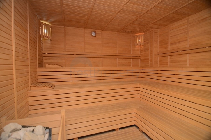 شقة عائلية - 2 غرفة وصالة - قريبة من البحر - في مهموتلار / الانيا 