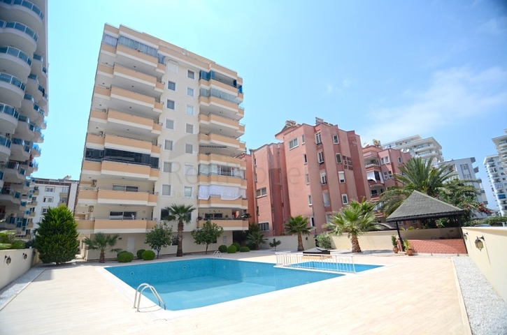 شقة عائلية - 2 غرفة وصالة - قريبة من البحر - في مهموتلار / الانيا 