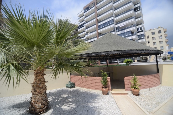 شقة عائلية - 2 غرفة وصالة - قريبة من البحر - في مهموتلار / الانيا 