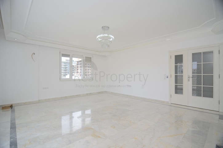 شقة عائلية - 2 غرفة وصالة - قريبة من البحر - في مهموتلار / الانيا 