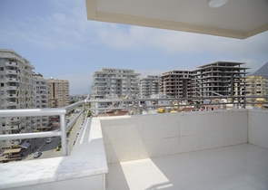 شقة عائلية - 2 غرفة وصالة - قريبة من البحر - في مهموتلار / الانيا 