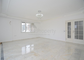 شقة عائلية - 2 غرفة وصالة - قريبة من البحر - في مهموتلار / الانيا 