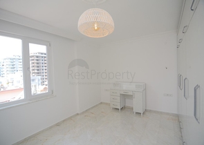 شقة عائلية - 2 غرفة وصالة - قريبة من البحر - في مهموتلار / الانيا 