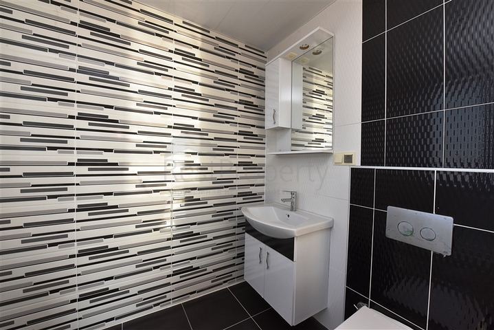 دوبلكس 3 غرف وصالة - ضمن مجمع يضم كافة الخدمات / في مهموتلار / الانيا 