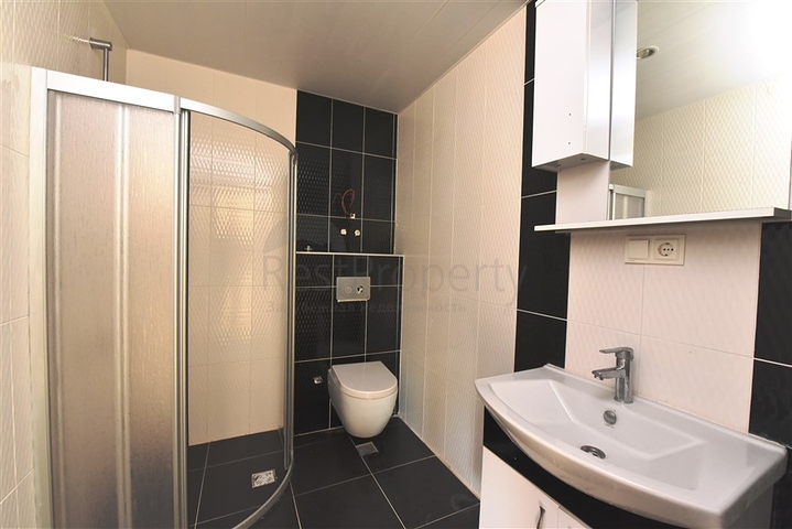 دوبلكس 3 غرف وصالة - ضمن مجمع يضم كافة الخدمات / في مهموتلار / الانيا 