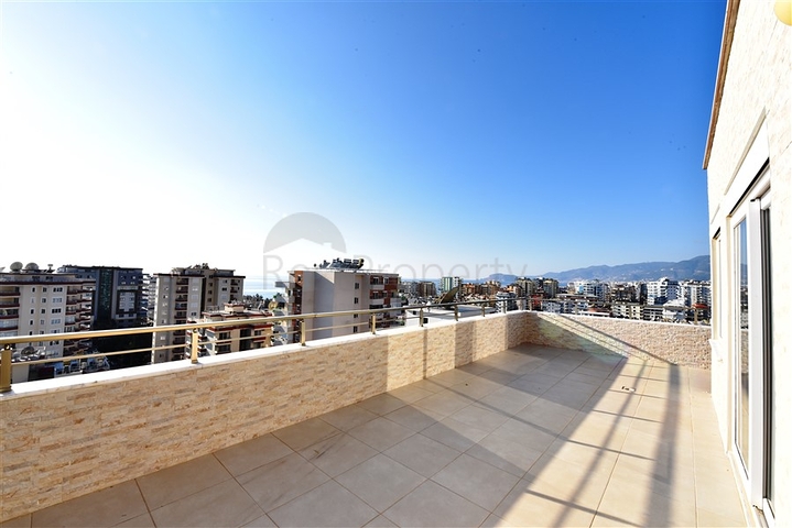 دوبلكس 3 غرف وصالة - ضمن مجمع يضم كافة الخدمات / في مهموتلار / الانيا 