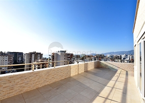 دوبلكس 3 غرف وصالة - ضمن مجمع يضم كافة الخدمات / في مهموتلار / الانيا 