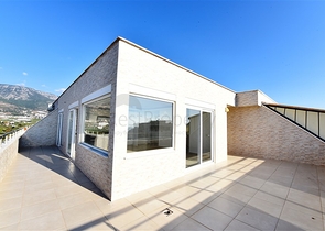 دوبلكس 3 غرف وصالة - ضمن مجمع يضم كافة الخدمات / في مهموتلار / الانيا 