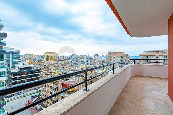 طابق مرتفع - شقة مؤثثة - تصميم 1+2 - في مهوتلار / الانيا 