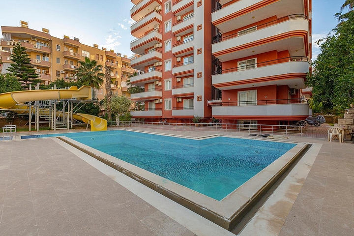 طابق مرتفع - شقة مؤثثة - تصميم 1+2 - في مهوتلار / الانيا 