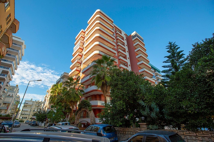 طابق مرتفع - شقة مؤثثة - تصميم 1+2 - في مهوتلار / الانيا 