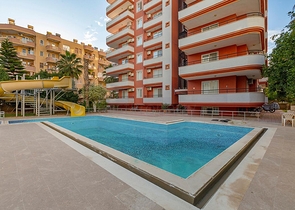 طابق مرتفع - شقة مؤثثة - تصميم 1+2 - في مهوتلار / الانيا 