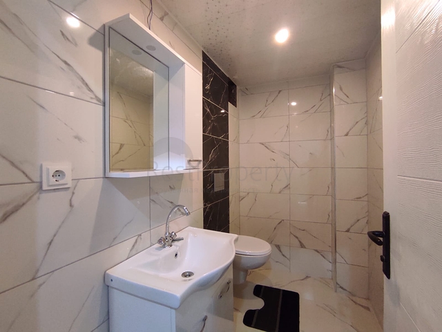 شقة 2 غرفة وصالة -اثاث جديد - موقع مناسب - في مهموتلار / الانيا 