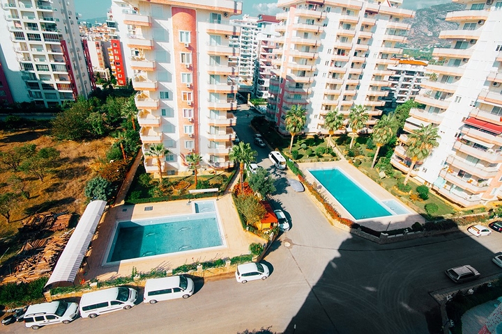 دوبلكس واسعة - 5 غرف نوم وصالة - في مهموتلار / الانيا 