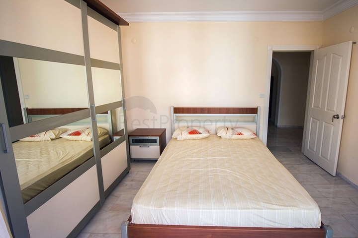 دوبلكس واسعة - 5 غرف نوم وصالة - في مهموتلار / الانيا 