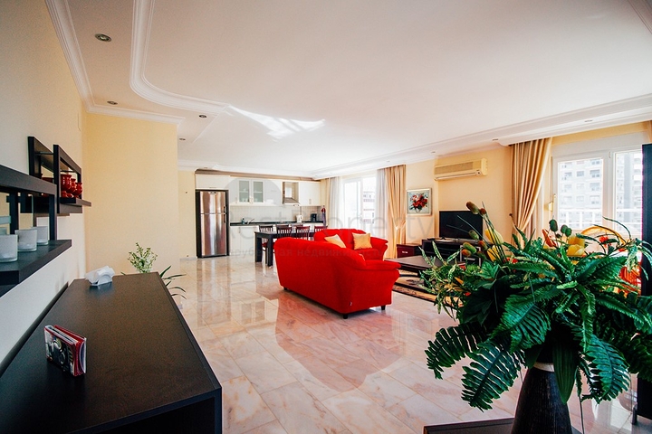 دوبلكس واسعة - 5 غرف نوم وصالة - في مهموتلار / الانيا 