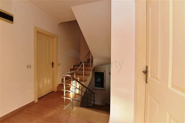 بسعر مناسب - فيلا مستقلة - مع مسبح خاص - في كارجي جاك / الانيا 