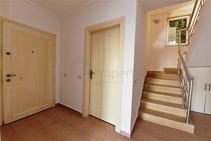 بسعر مناسب - فيلا مستقلة - مع مسبح خاص - في كارجي جاك / الانيا 