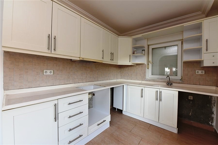 بسعر مناسب - فيلا مستقلة - مع مسبح خاص - في كارجي جاك / الانيا 