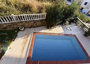 بسعر مناسب - فيلا مستقلة - مع مسبح خاص - في كارجي جاك / الانيا 