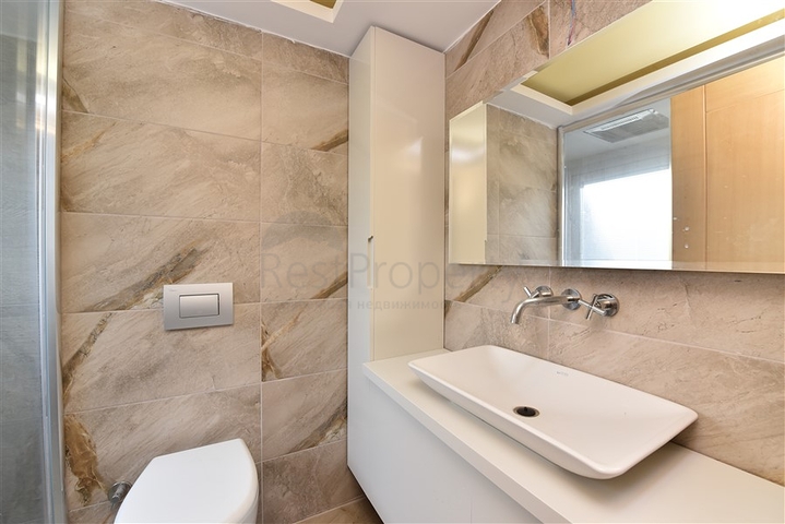 اطلالة مباشرة على البحر - دوبلكس 4 غرف وصالة - في كاستل / الانيا 