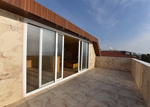 اطلالة مباشرة على البحر - دوبلكس 4 غرف وصالة - في كاستل / الانيا 