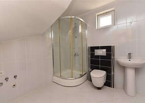 اطلالة مباشرة على البحر - دوبلكس 4 غرف وصالة - في كاستل / الانيا 