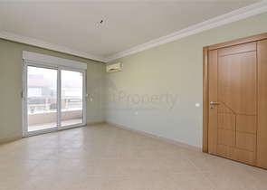 اطلالة مباشرة على البحر - دوبلكس 4 غرف وصالة - في كاستل / الانيا 