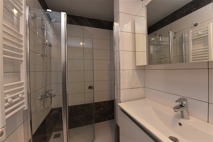 شقة 2 غرفة وصالة - مفروشة -ضمن مجمع فاخر -في افسلار / الانيا 