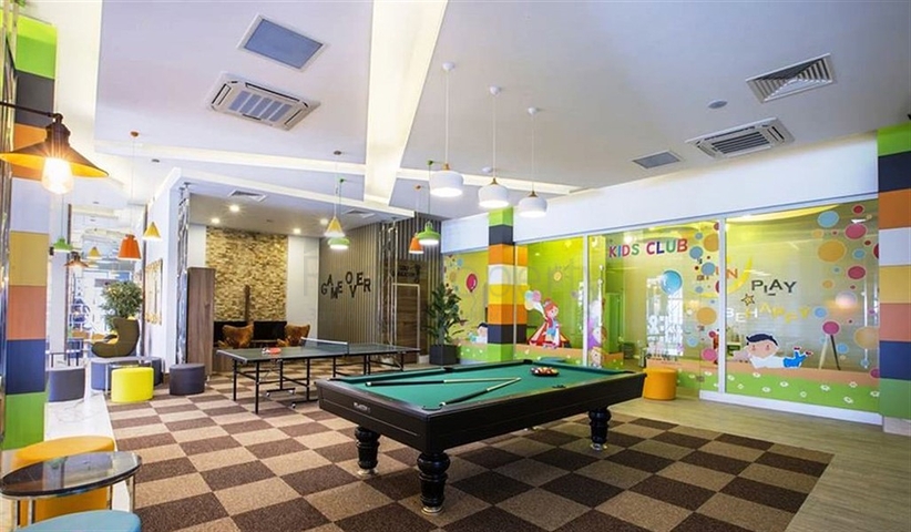 شقة 2 غرفة وصالة - مفروشة -ضمن مجمع فاخر -في افسلار / الانيا 