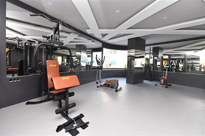 شقة 2 غرفة وصالة -ضمن مجمع سكني حديث -في مركز الانيا 