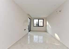 شقة 2 غرفة وصالة -ضمن مجمع سكني حديث -في مركز الانيا 