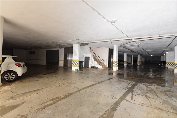 شقة دوبكس ارضية - ضمن مجمع فاخر - في كارجي جاك / الانيا 