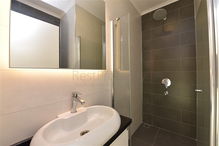 شقة دوبكس ارضية - ضمن مجمع فاخر - في كارجي جاك / الانيا 