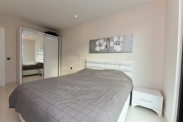 شقة دوبكس ارضية - ضمن مجمع فاخر - في كارجي جاك / الانيا 